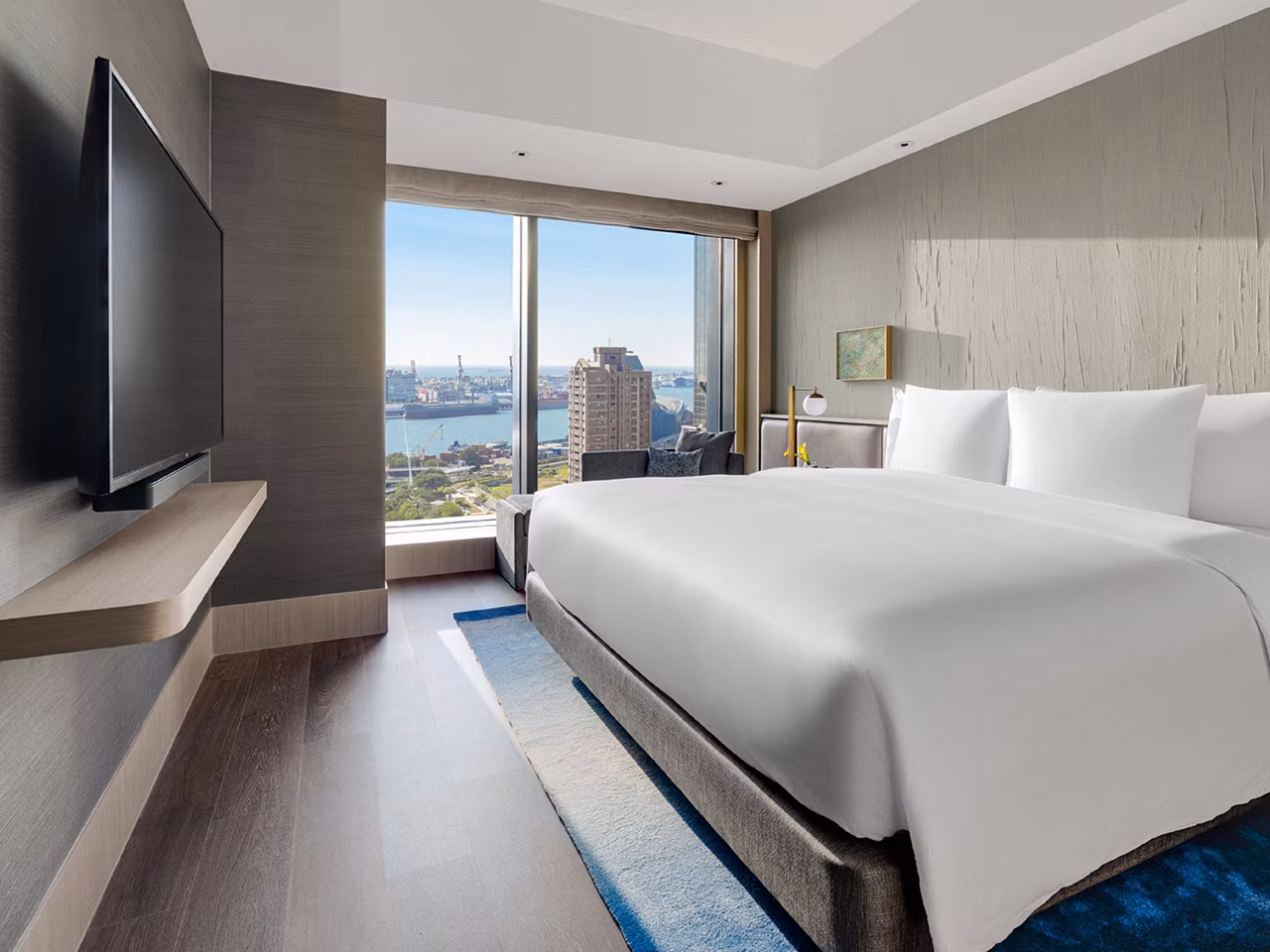 高雄洲際酒店開放式套房港灣海景