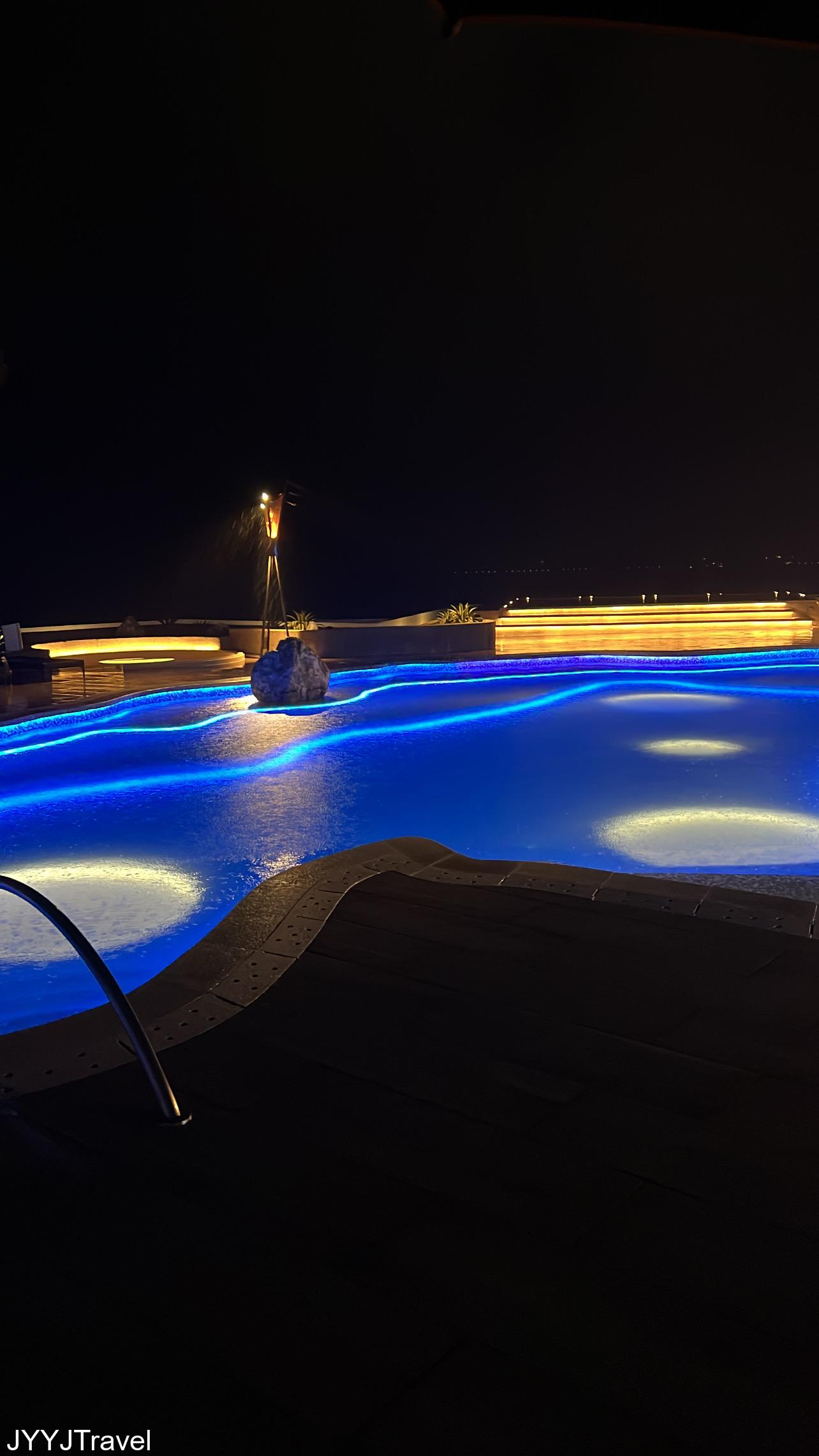 Hotel dùa Kenting泳池